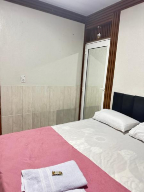 Quarto com banheiro privado
